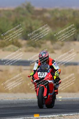 media/Mar-22-2025-CVMA (Sat) [[462c0ffedb]]/Race 12-Supersport Middleweight/